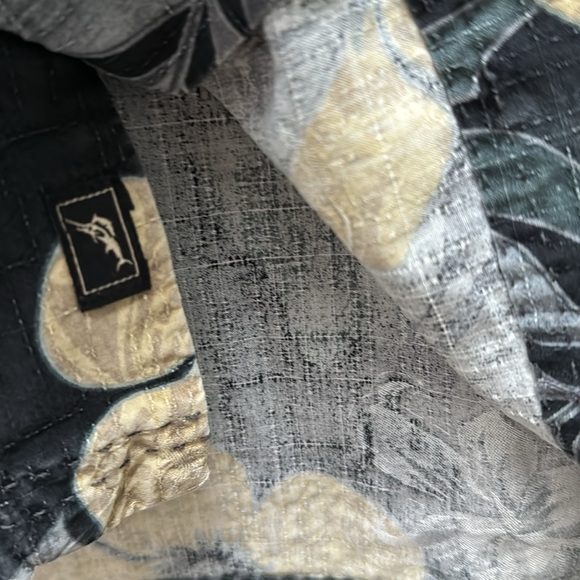 Tommy Bahama Silk Mens SZ. M Black/Green/Yellow Button Down Casual Tropical - Picture 5 of 9